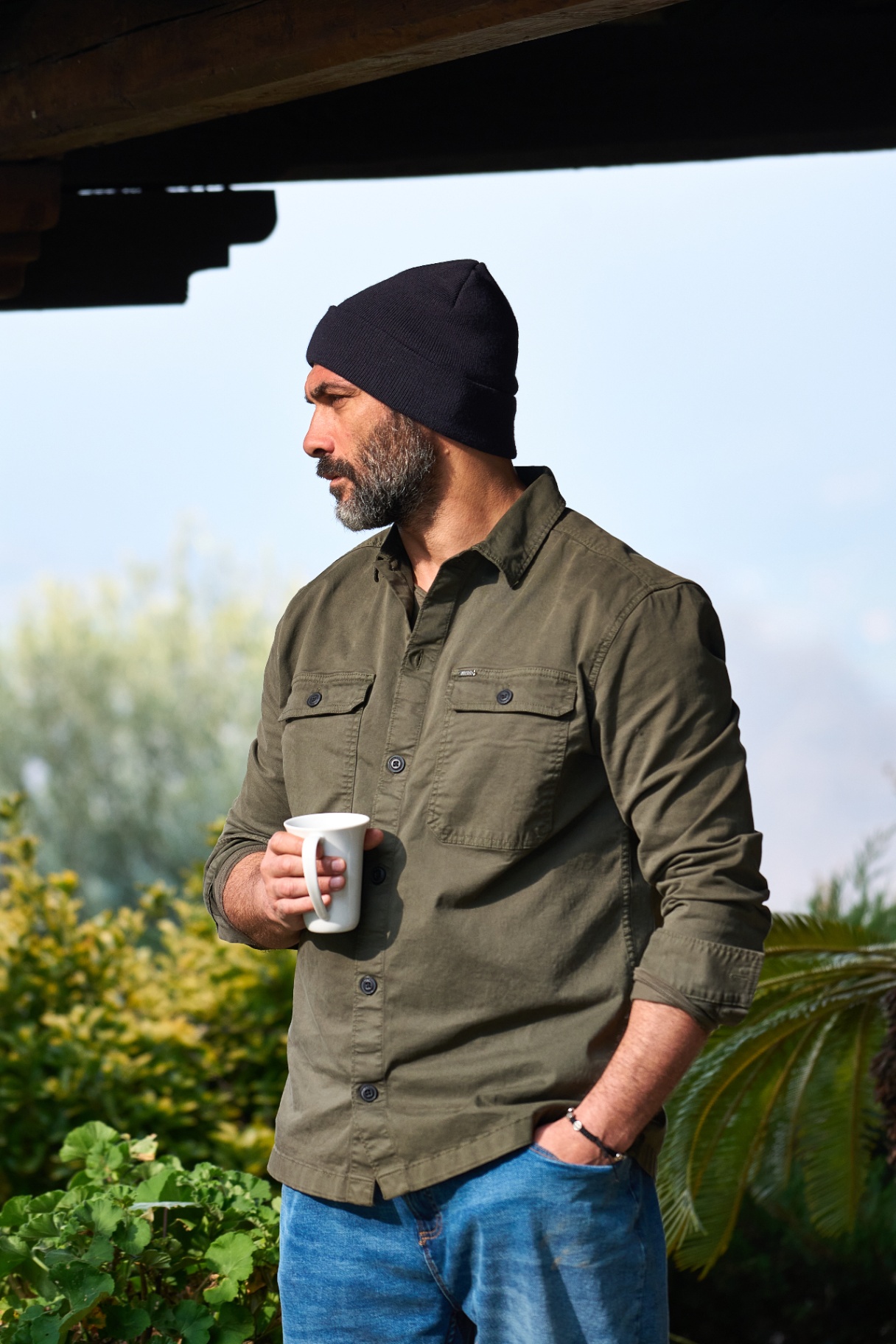 Eriadorfilm — actor portrait outdoors between takes